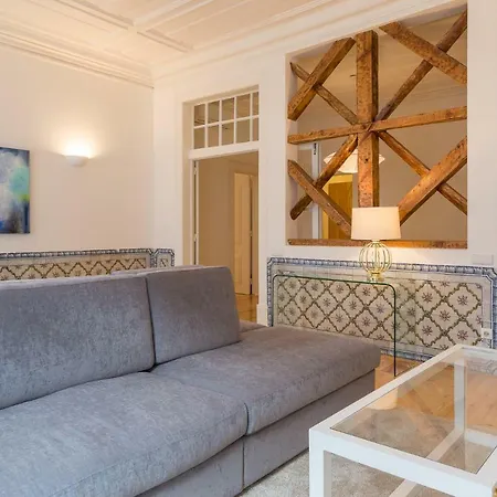 Апартаменты Chiado - In Лиссабон