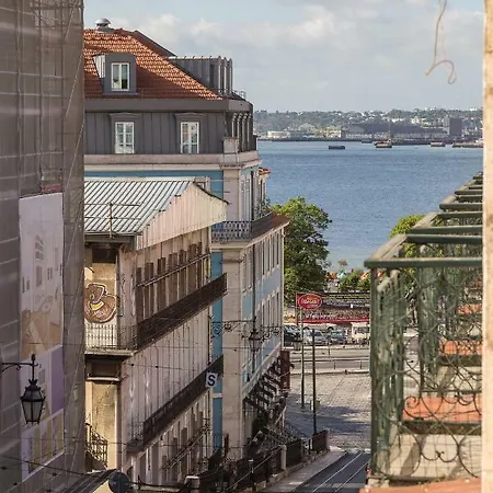 Chiado - In * Лиссабон