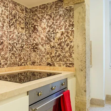 Chiado - In Apartment